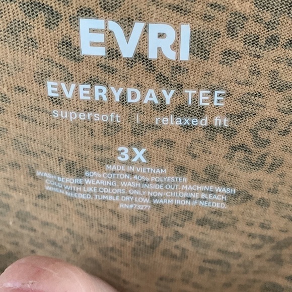 Evri Leopard Print Tshirt - Picture 3 of 5